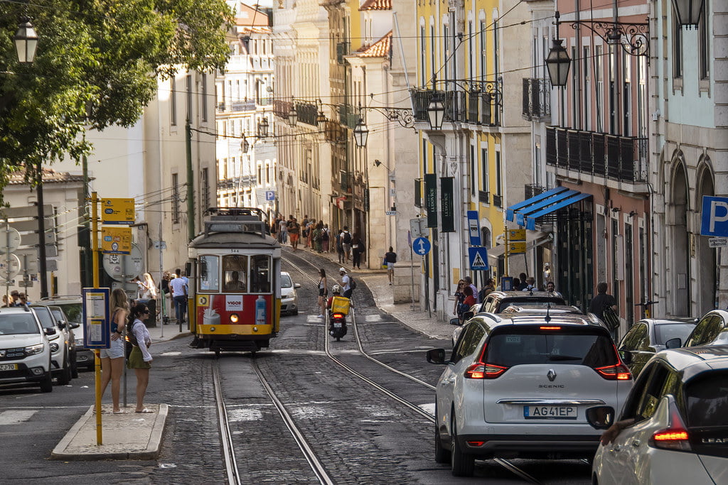 Lisboa - Bairro Alto >> Imagem: Flickr