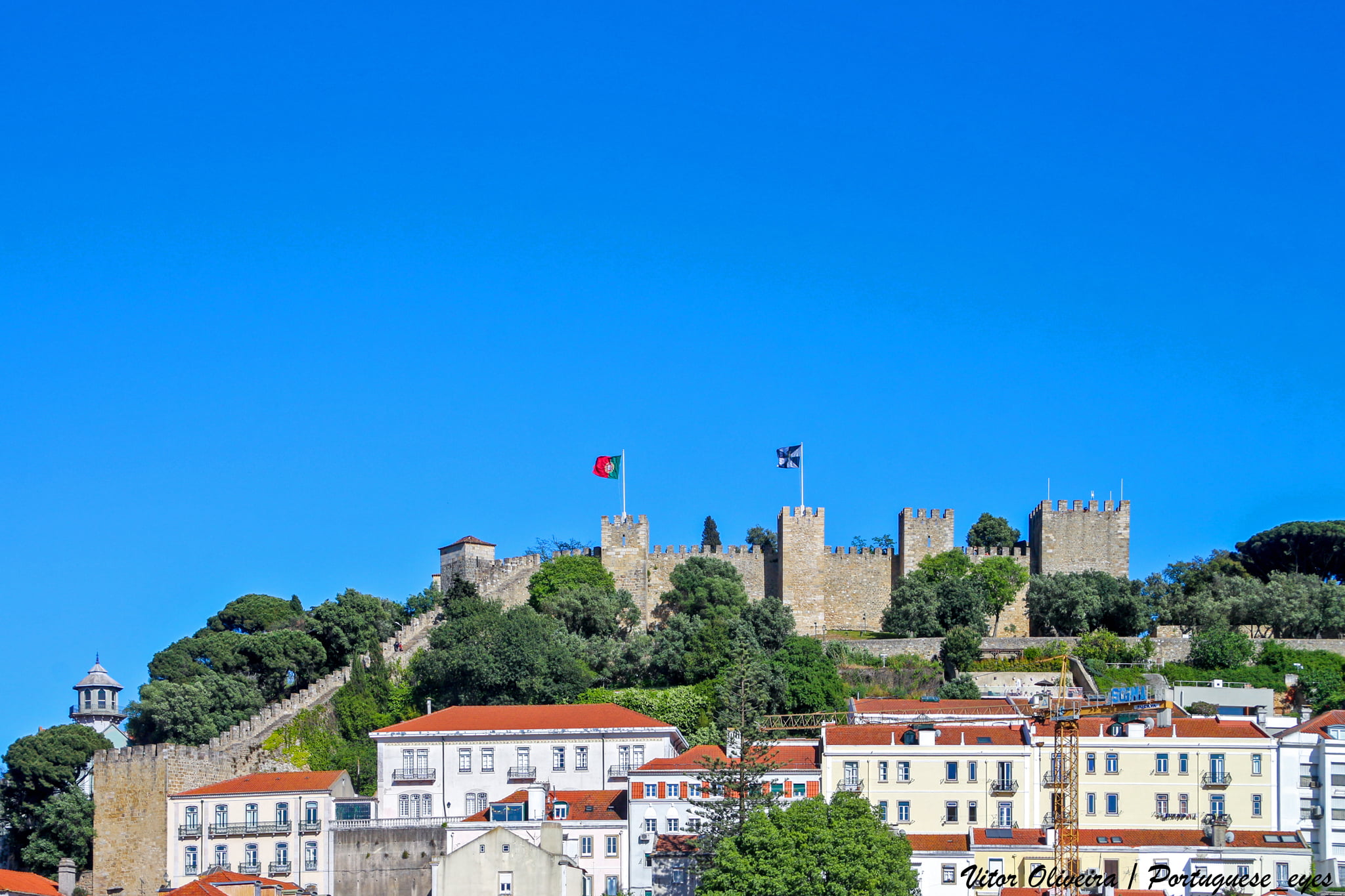 Lisboa - Castelo de S. Jorge >> Imagem: Wikimedia